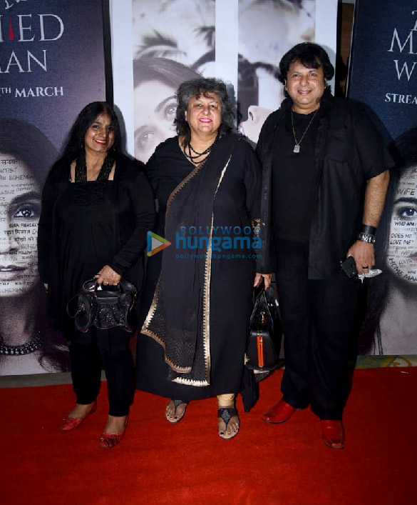 photos celebs snapped at the married woman screening 5