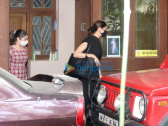 Photos: Deepika Padukone spotted at a dubbing studio in Bandra