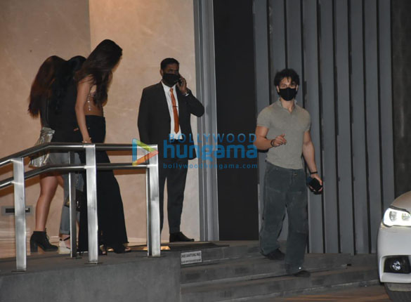 photos disha patani and tiger shroff spotted in bkc 5