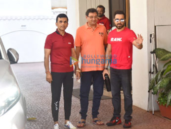 Photos: Emraan Hashmi, Anand Pandit and Rumi Jaffery snapped outside Anand Pandit's office in Juhu