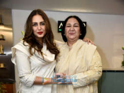 Photos: Huma Qureshi snapped with her mother Amina Qureshi at the relaunch of Amiqur salon