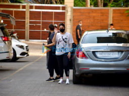 Photos: Kareena Kapoor Khan spotted at the gym
