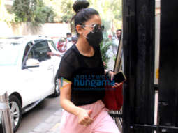Photos: Rakul Preet Singh spotted outside a salon in Khar