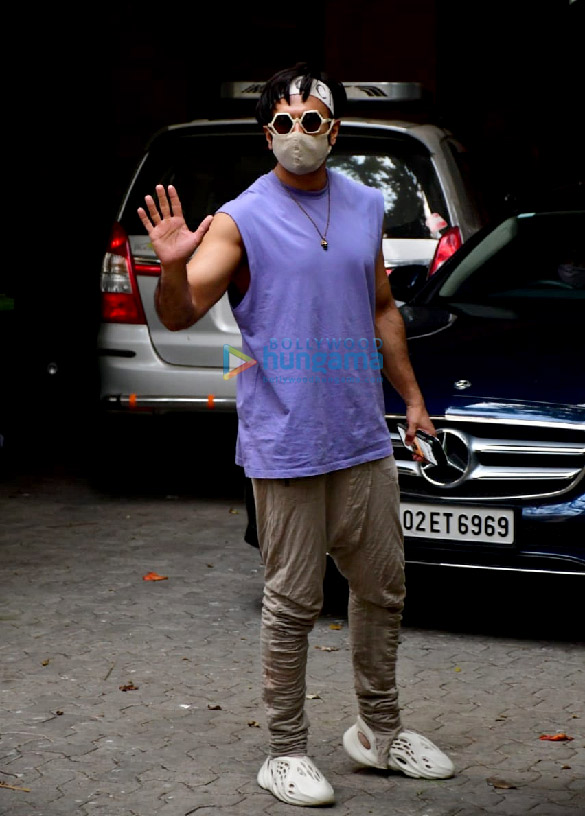 photos ranveer singh spotted at a dubbing studio 3