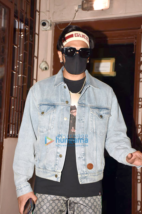 photos ranveer singh spotted at a dubbing studio in bandra 3