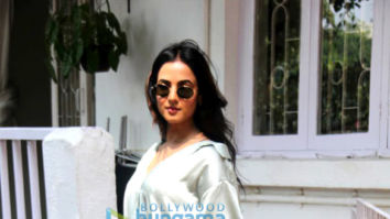 Photos: Sonal Chauhan spotted at Bandra