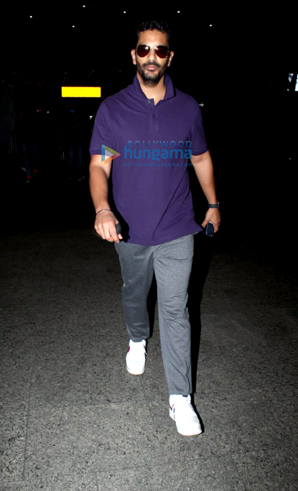 photos tamannaah bhatia krushna abhishek and angad bedi snapped at the airport 3