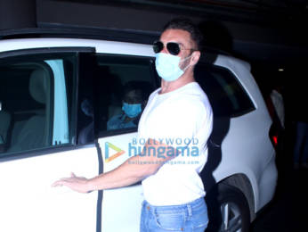 Photos: Tamannaah Bhatia, Sohail Khan, Jay Bhanushali and others snapped at the airport