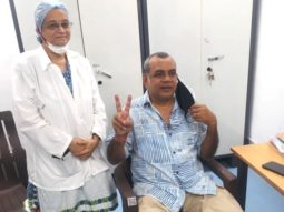 Paresh Rawal takes the first dose of COVID-19 vaccination; thanks health workers and scientists