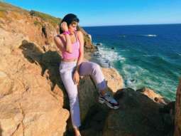 Janhvi Kapoor enjoys scenic beauty of Los Angeles, shares series of pictures as she visits Khushi Kapoor