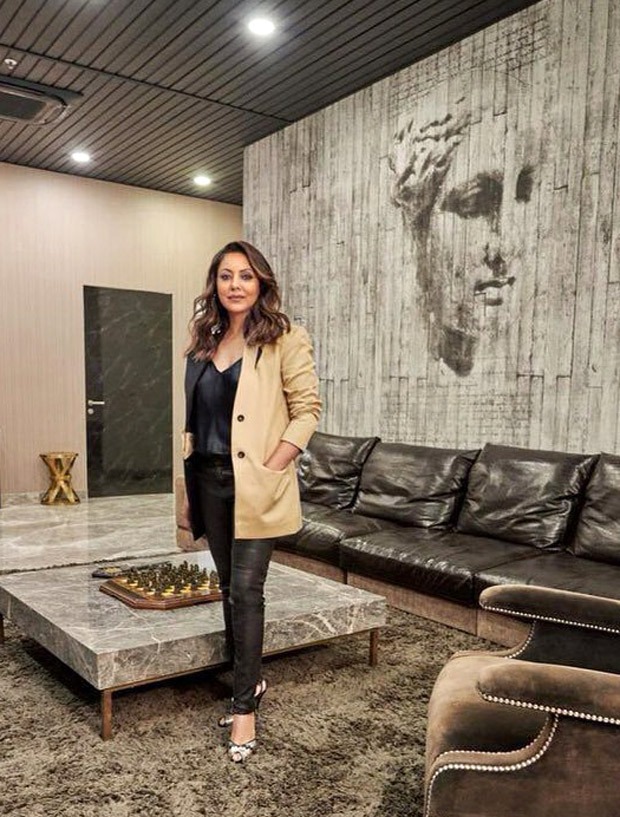 Gauri Khan designs Shah Rukh Khan's swanky Red Chillies Entertainment office, shares pictures Gauri Khan designs Shah Rukh Khan's swanky Red Chillies Entertainment office, shares pictures