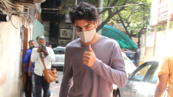 Ibrahim Ali Khan spotted at a clinic in Bandra
