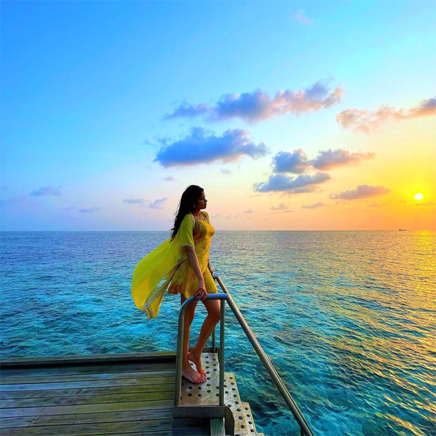 Janhvi Kapoor understand hype around Maldives, shares glorious pictures from her beach vacation Janhvi Kapoor understand hype around Maldives, shares glorious pictures from her beach vacation