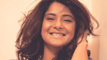 Jennifer Winget looks glamourous in new pictures, melts hearts with her smile