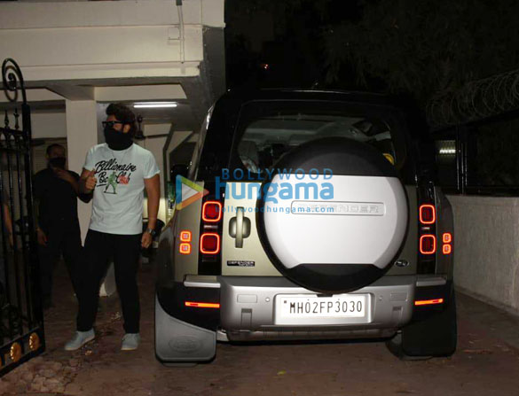 photos arjun kapoor spotted with his new car 4