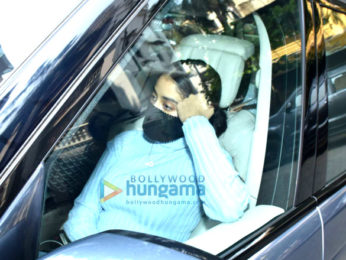 Photos: Janhvi Kapoor snapped at Jackky Bhagnani's house in Bandra