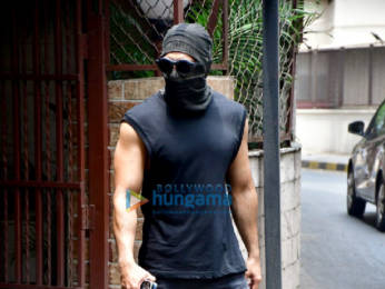 Photos: Ranveer Singh spotted at a dubbing studio in Bandra