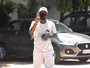 Photos: Remo D'Souza snapped with his wife Lizelle D'Souza at his office in Andheri