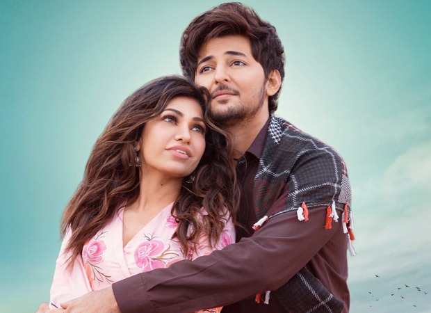 Tulsi Kumar and Darshan Raval treat fans with their chemistry in the new single ‘Is Qadar’ Tulsi Kumar and Darshan Raval treat fans with their chemistry in the new single ‘Is Qadar’