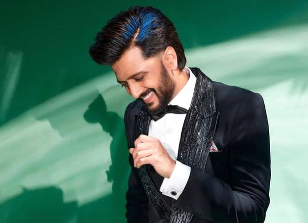 Riteish Deshmukh gives a hilarious speech on NOT being nominated in the Best Actor category at Filmfare