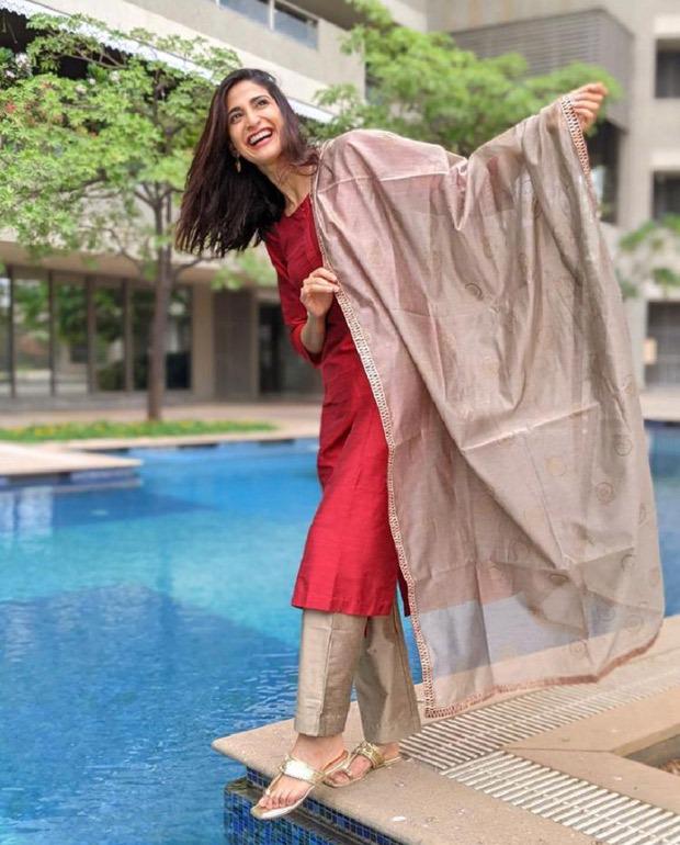 Aahana Kumra keeps it elegant in red salwar suit Aahana Kumra keeps it elegant in red salwar suit