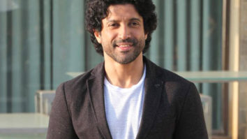 Farhan Akhtar shuts down Twitter user calling him ‘VIP brat’ for using drive-in COVID-19 vaccination facility