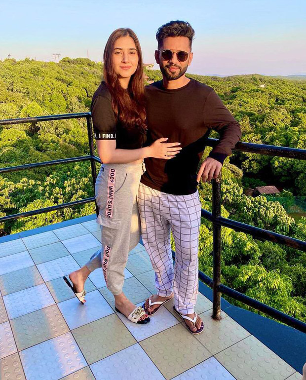 Khatron Ke Khiladi 11 participant Rahul Vaidya is missing his lady love Disha Parmar, shares romantic throwback photos
