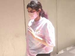 Khushi Kapoor spotted outside a clinic in Bandra