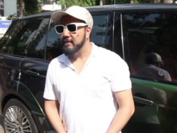 Mika Singh spotted outside a coffee shop
