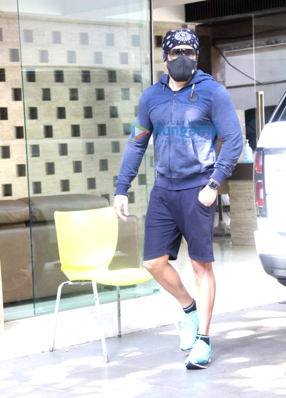 photos emraan hashmi spotted in bandra 4 2