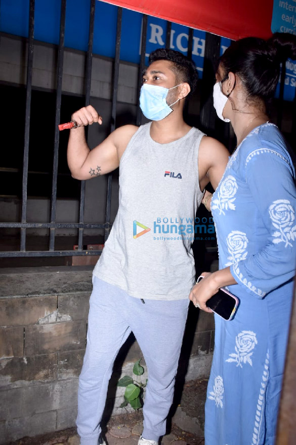 photos gauahar khan and zaid darbar snapped in andheri 3 2