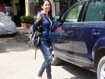Photos: Kashmera Shah spotted in Bandra