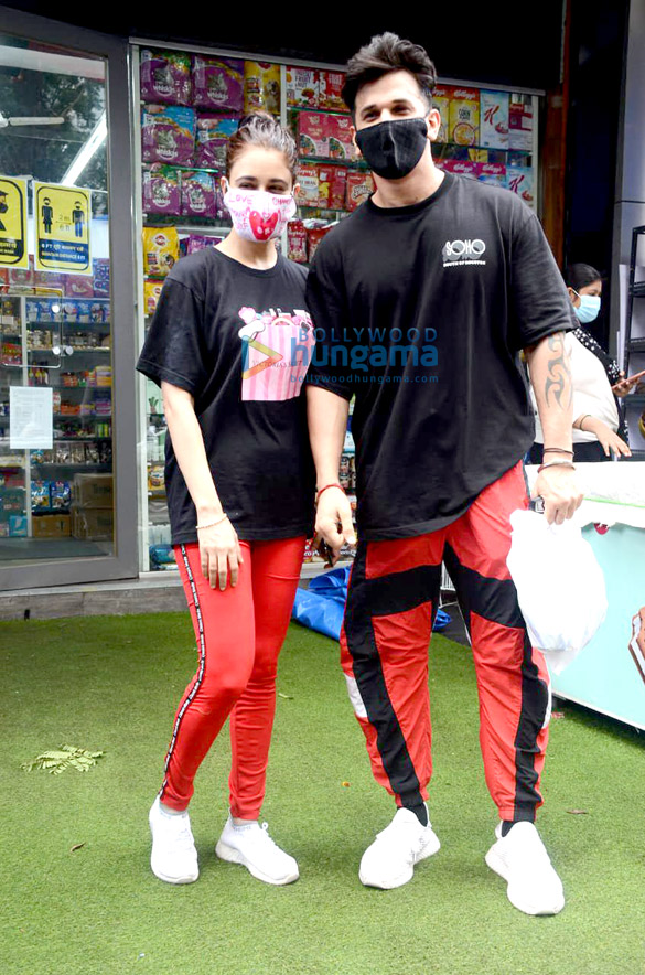 Photos: Prince Narula and Yuvika Chaudhary snapped at a medical store Photos: Prince Narula and Yuvika Chaudhary snapped at a medical store