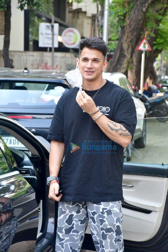photos prince narula and yuvika chaudhary spotted in bandra 3