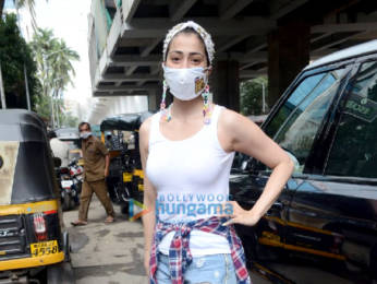 Photos: Raai Laxmi snapped in Andheri