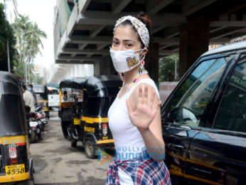 Photos: Raai Laxmi snapped in Andheri
