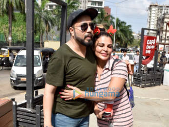 Photos: Rakhi Sawant and Mika Singh snapped in Andheri