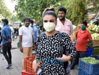Photos: Rakhi Sawant spotted in Lokhandwala