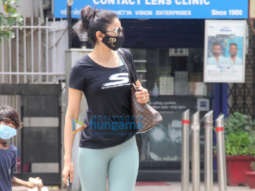 Photos: Rakul Preet Singh spotted at Foodhall in Santacruz