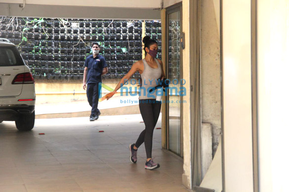 photos rakul preet singh spotted in bandra 3 8