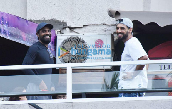 photos remo dsouza lizelle dsouza and punit pathak snapped in andheri 1