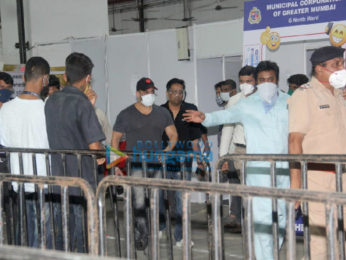 Photos: Salman Khan snapped at the vaccination centre in Dadar