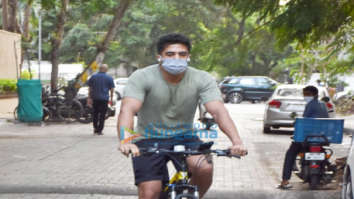 Photos: Saqib Saleem snapped cycling in Juhu