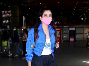 Photos: Sonnalli Seygall and Sahil Salathia snapped at the airport
