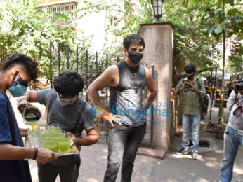 Photos: Sonu Sood snapped at his residence