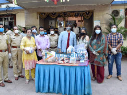 Photos: Vivek Oberoi distributes ration to needy people in Juhu