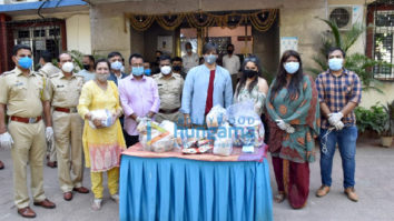 Photos: Vivek Oberoi distributes ration to needy people in Juhu