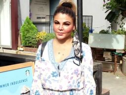 Rakhi Sawant spotted at Starbucks, Lokhandwala Complex in Andheri