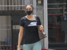Rakul Preet Singh spotted at foodhall in Bandra