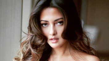 Celebrity Photo Of Riya Sen